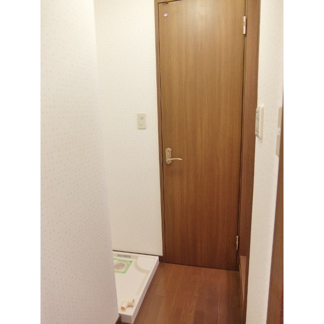 アンプルール フェール アミーⅡ106号室 内観