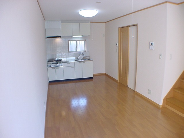 市川ガーデンヴィラ リビング