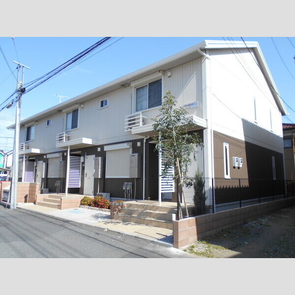 エストルピナスの外観画像