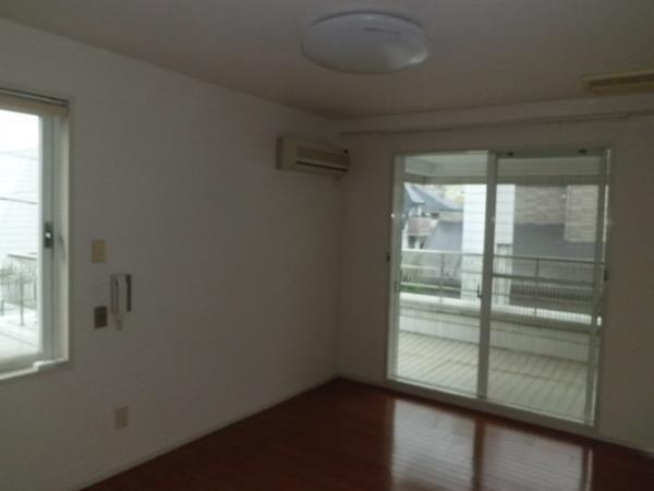 落合ミュージックハイム リビング