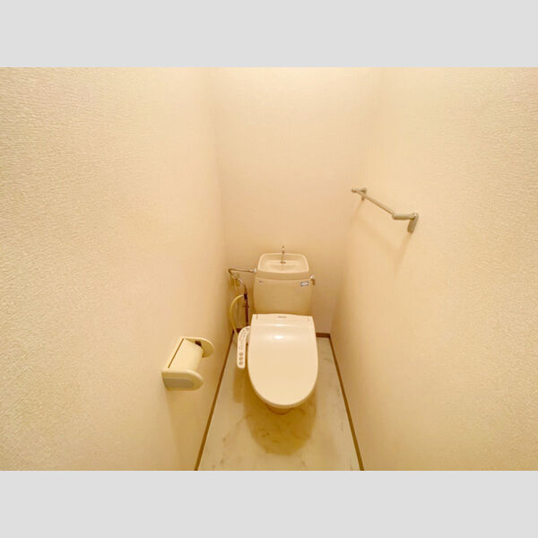 プリムヴェール　弐番館203号室 温水洗浄暖房便座