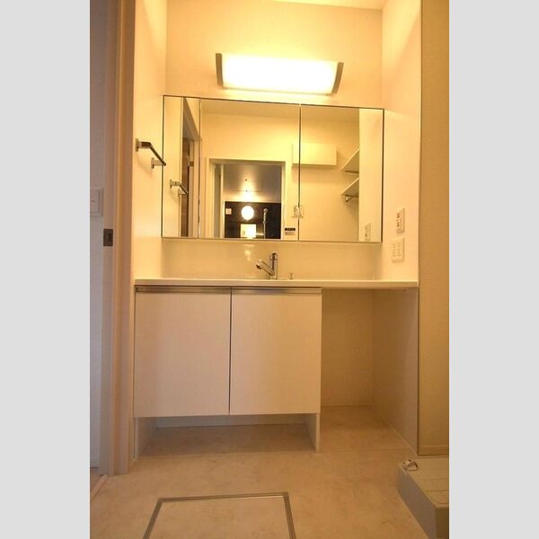 メルヴェーユ102号室 洗髪洗面化粧台