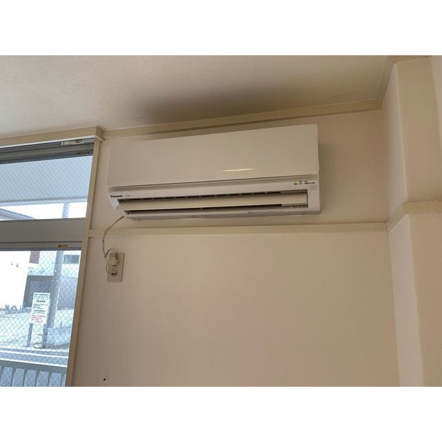 コモド三郷 内観