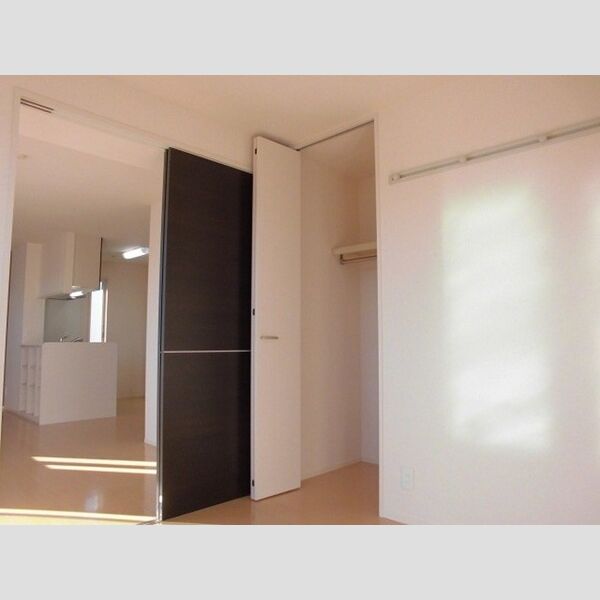 セレーソエステート201号室 ■洋室4.5帖のクローゼットです■