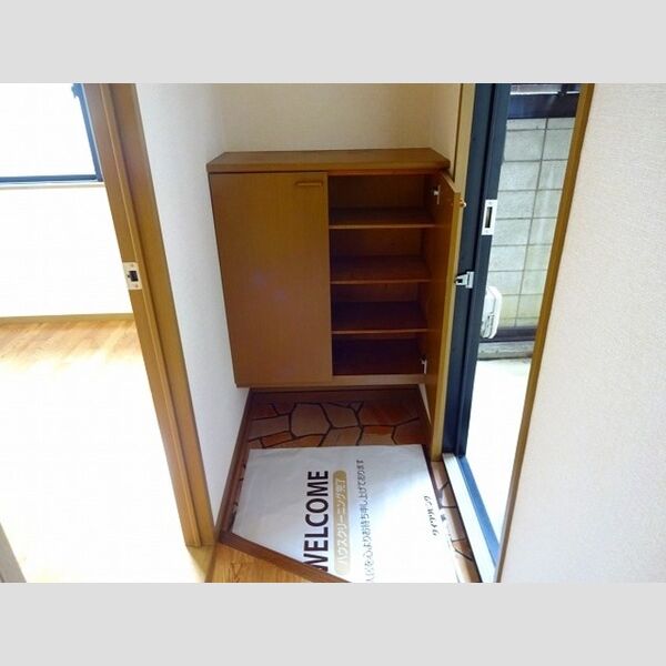リヴェール木更津102号室 シューズBOX