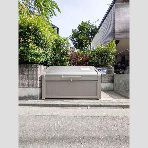 プリシェールミレニアム　Ⅱ ごみ置き場