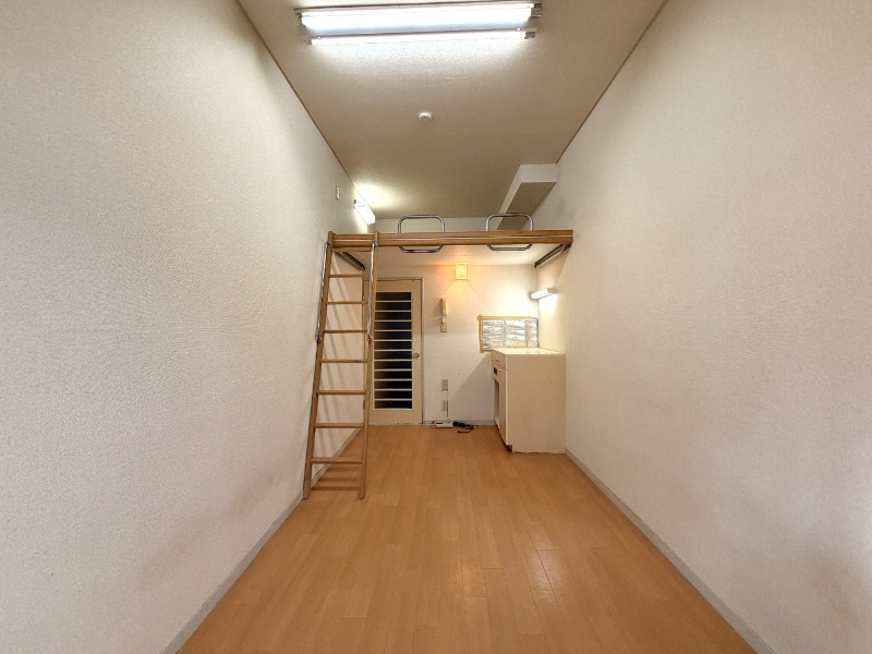 レオパレスペルシャ 内観