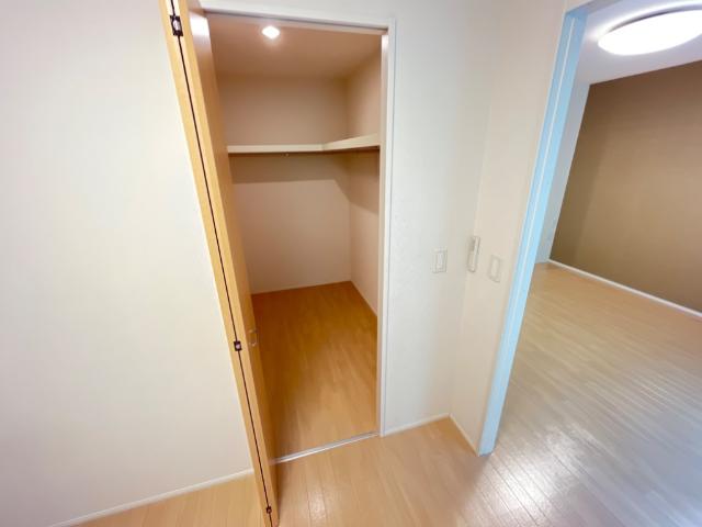 Lily Garden千城台（リリーガーデン千城台） 洋室収納