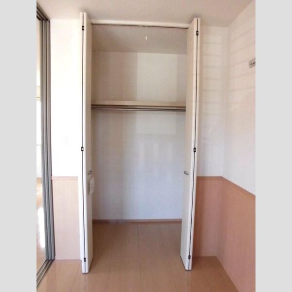 ピュアマインド　C101号室 クローゼット