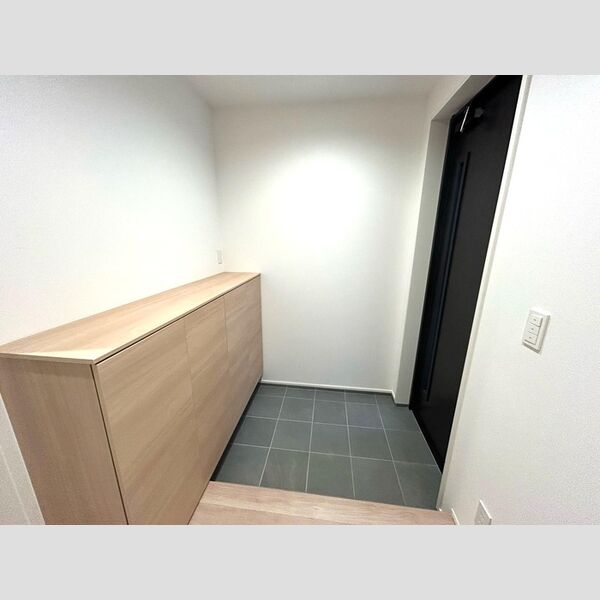 大野町2丁目戸建貸家D号室 玄関