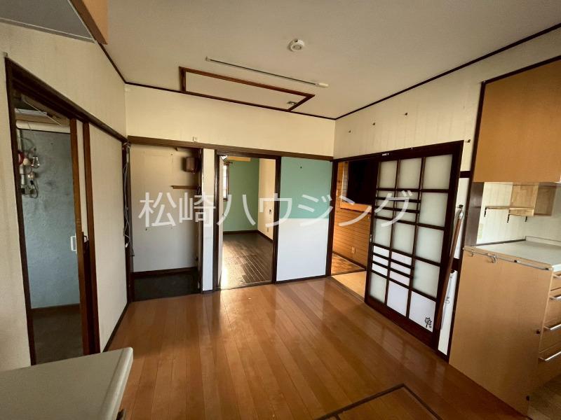 豊玉中1丁目貸家 リビング