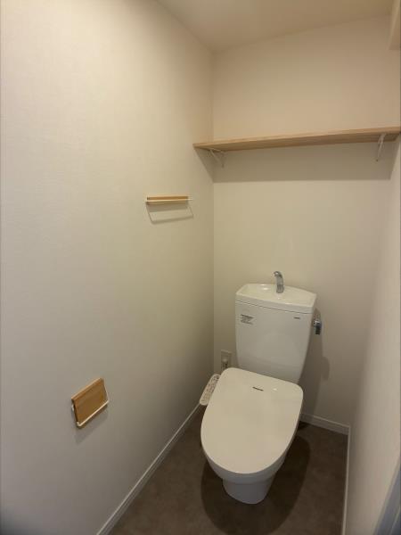 ＥＶＥＲＴＯＷ　Ｃｏｌｏｒｅ　ＳＥＮＧＥＮＤＡＩ2階 トイレ