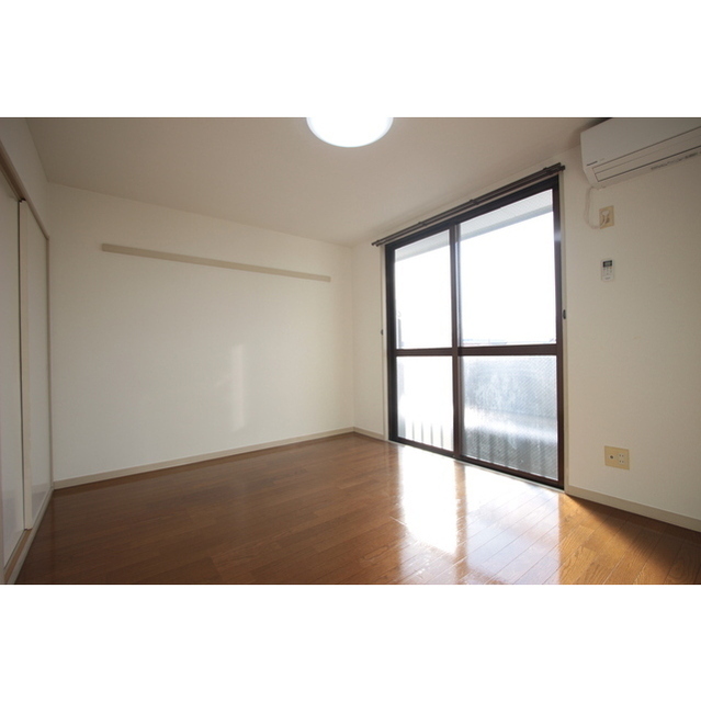 ステラコート303号室 リビング