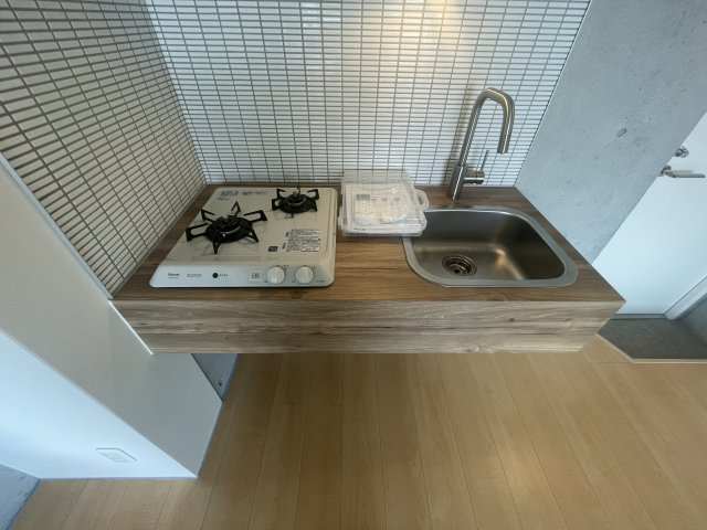ライクフォール氷川台0401号室 キッチン