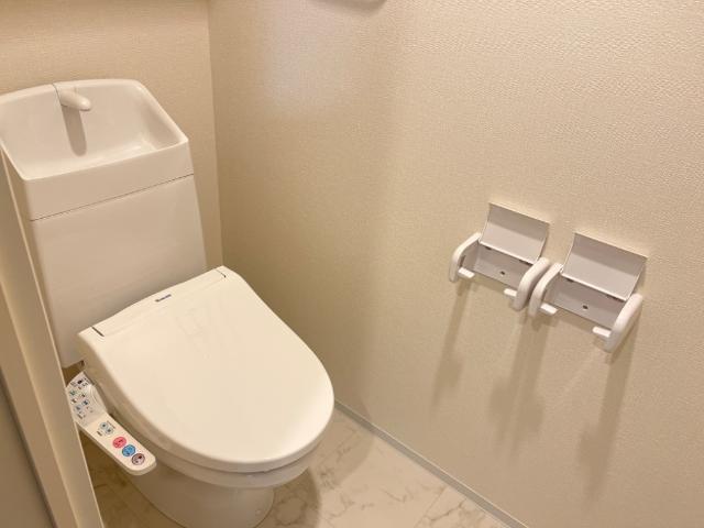 リバーテラス・田名 シャワー付トイレ