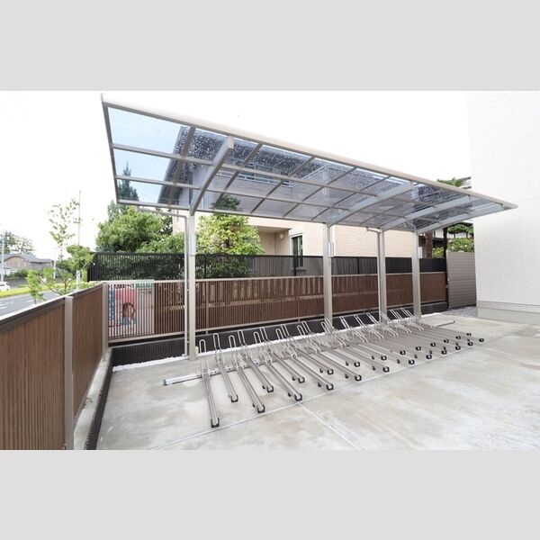 ルミールおおたか 駐輪場