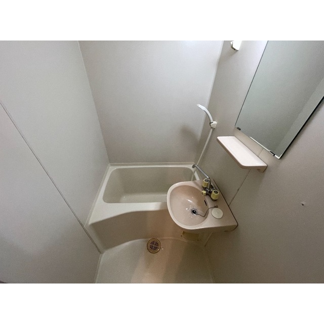 Kフレール205号室 お風呂