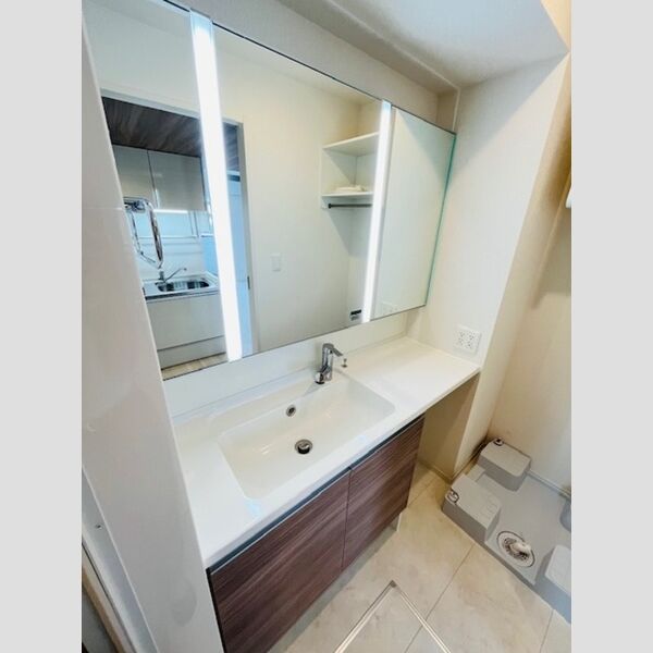 ファンウェーブ湘南藤沢 洗髪洗面化粧台