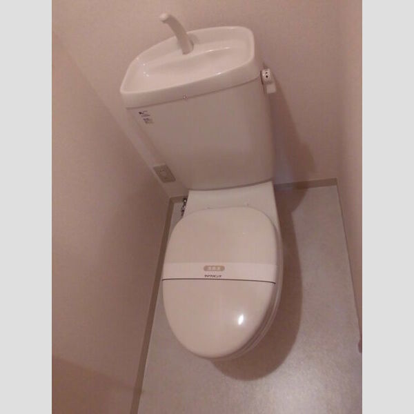 バニュルス　Ⅰ・Ⅱ・ⅢⅡ103号室 トイレ