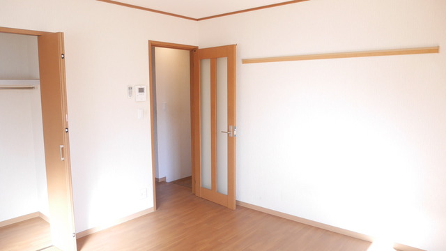 ルシェロ弐番館 リビング