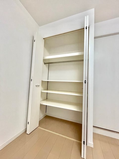 レジディア上落合1階 収納