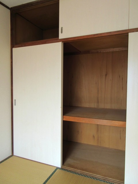シャトー鶴ヶ峰Ｂ棟 和室 押入　※現況優先