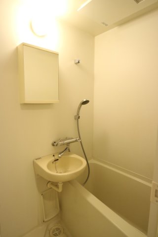 プラウドフラット早稲田 お風呂