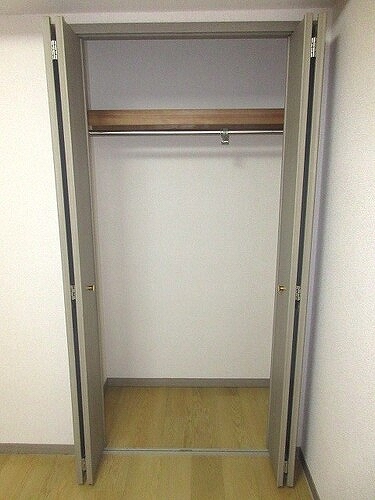 ライオンズマンション平塚宝町6階 クロゼット　内装後　前回募集時／2024年10月の写真