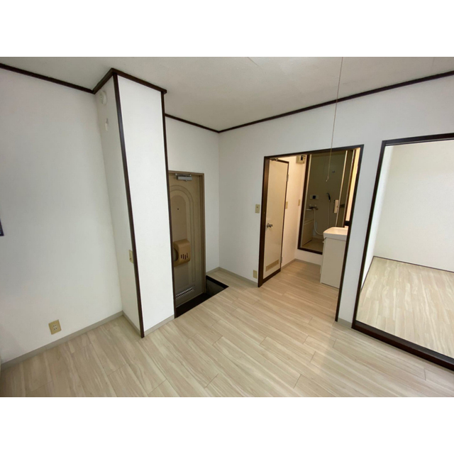 エルメゾン月見 リビング