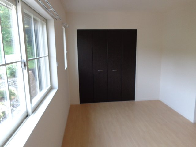 モデルナⅡ 洋室