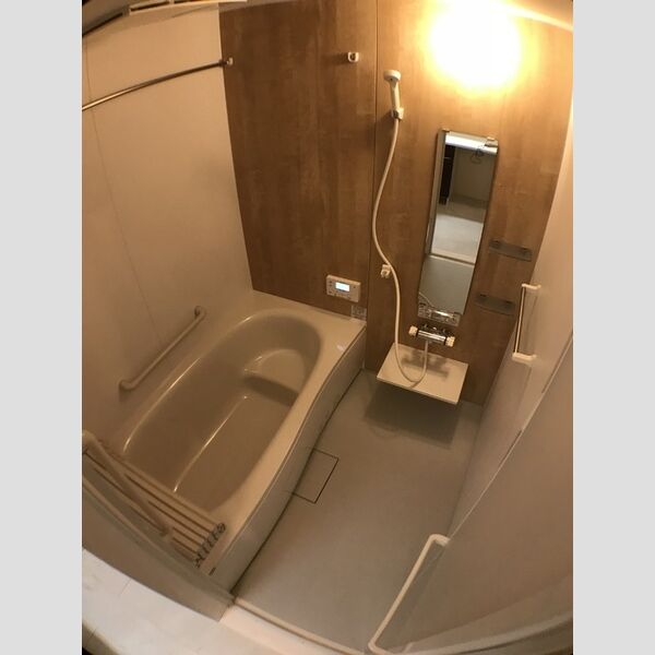 ラムリテン105号室 バス(浴室乾燥機付き)