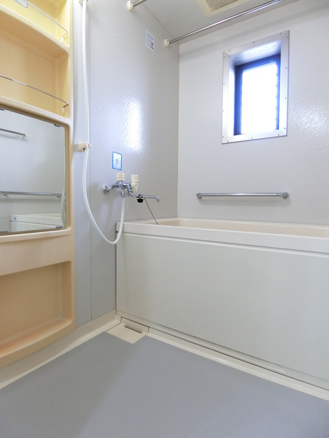 リヴェール高幡２　Ａ棟A205号室 お風呂