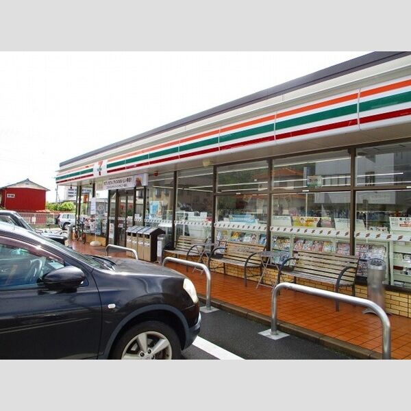 サンシティ大和 セブンイレブン木更津3丁目店　徒歩6分(474m)