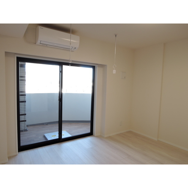 プレール・ドゥーク東新宿Ⅲ リビング