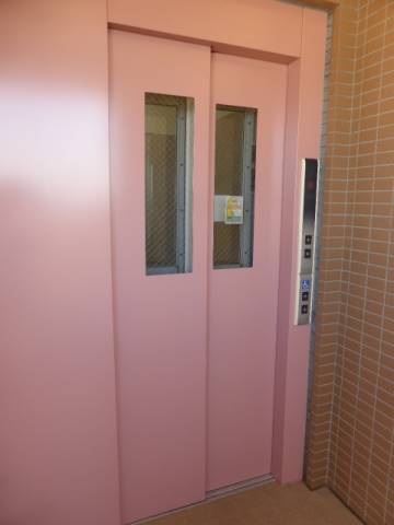 グラン・リーヴェル川崎WEST10階 部屋その他