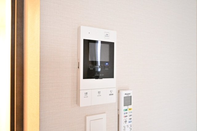 ＧＲＡＮＳＩＴＥ　ＮＡＫＡＭＥＧＵＲＯ3階 セキュリティ