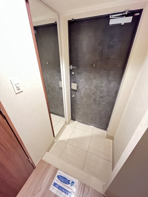 ドゥーエ板橋区役所前6階 玄関