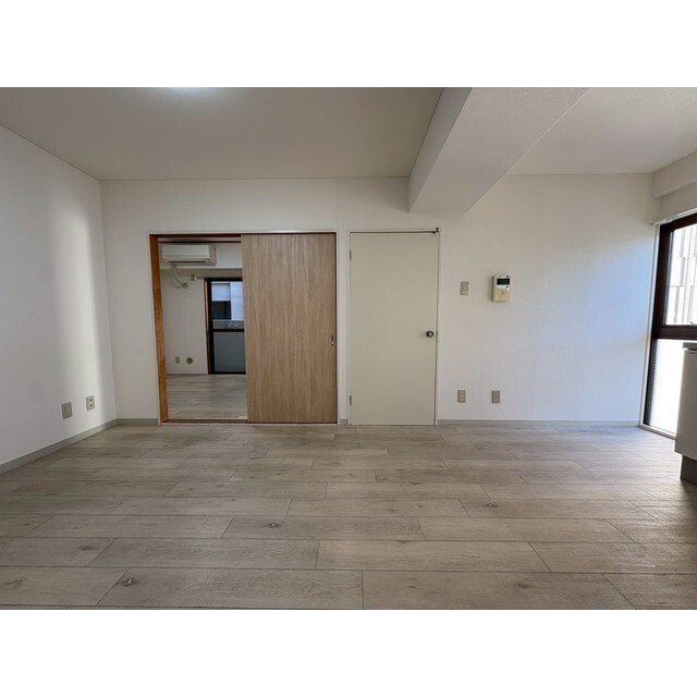 ヴィラにしむら503号室 内観