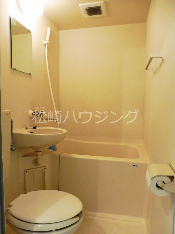 カームハウスC トイレ