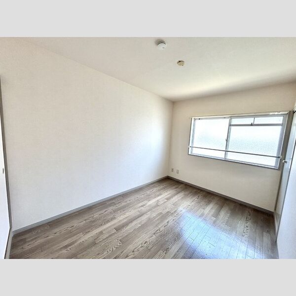 ドミトリー西船303号室 洋室