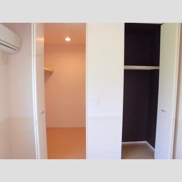 saeria 北洋室　ウォークインクローゼット