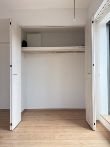 サンストリア0101号室 同じ間取り、反転タイプの別部屋お部屋の写真です。