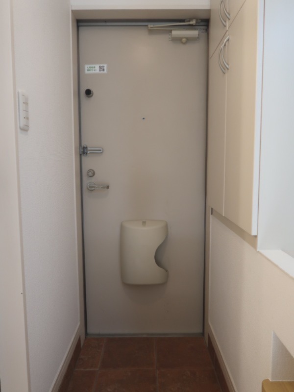 アパートメントKASAIⅡ 玄関