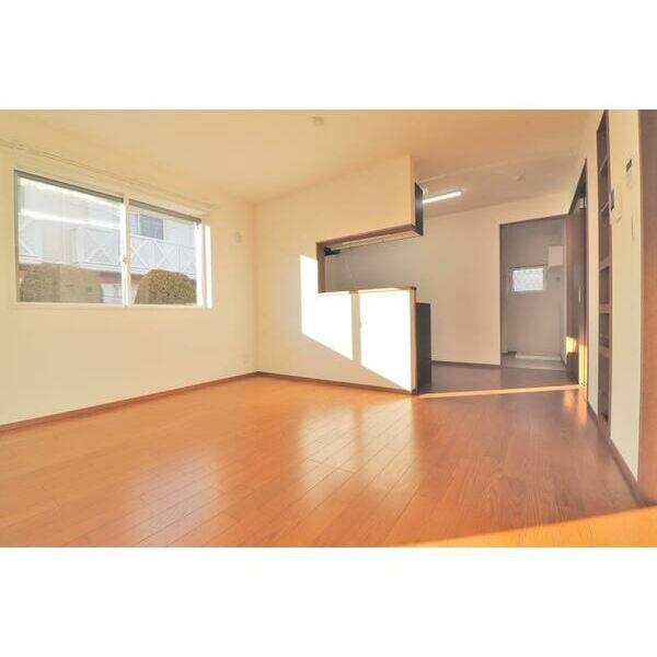 Crest　Garden リビング