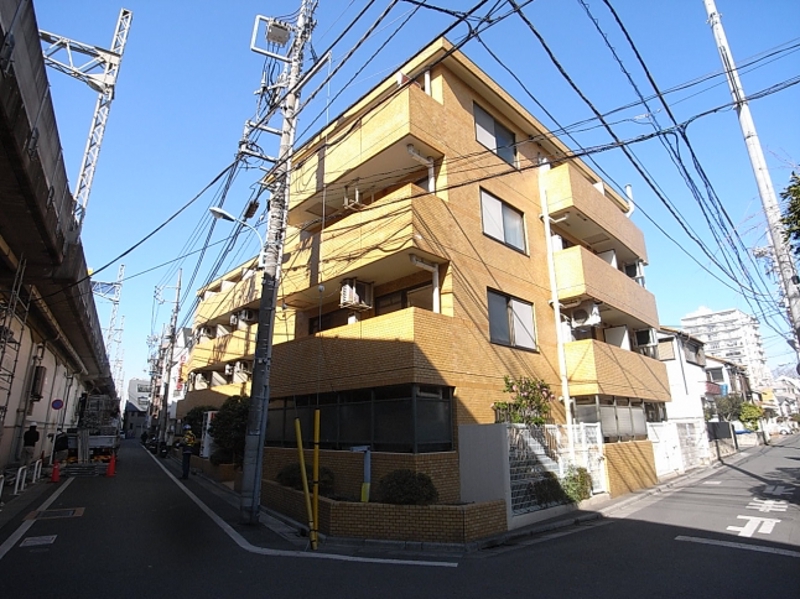 グランドコート八幡山3階 外観