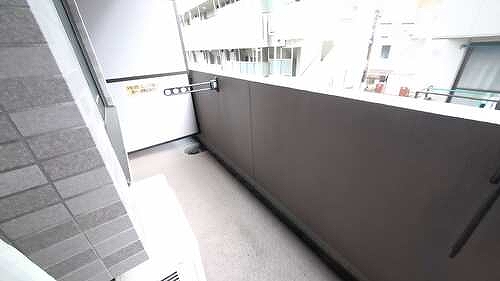 ライオンズシティ西新宿 バルコニー　※2024年1月撮影