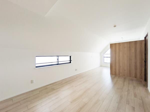 プラティーク清澄庭園 リビング