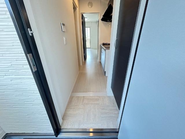 OceanCoastTsudanuma（オーシャンコーストツダヌマ）301号室 玄関