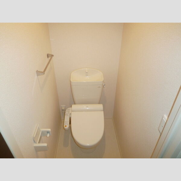 グラマードマレⅦ　A A101　トイレ