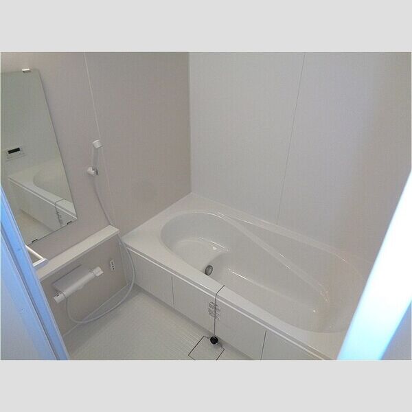 ソレイユⅢ 浴室